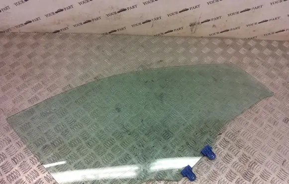 Nissan Qashqai J12 Front door window glass four-door 43r000677