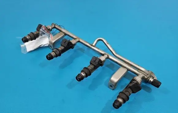 Opel Meriva A Fuel injector 25313846 IMPRK1573165
