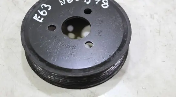 BMW 5 E60 E61 Crankshaft pulley 1439232