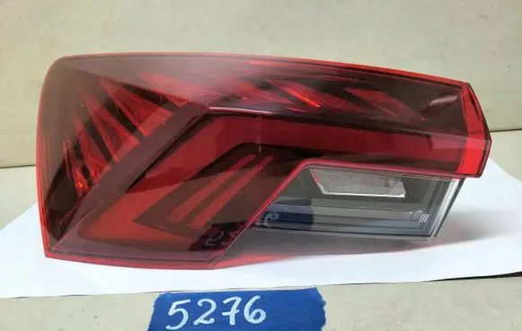 Skoda Octavia Mk4 Rear/tail lights 5E3945207A