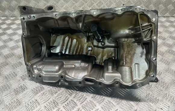BMW 5 F10 F11 Oil sump 7812361