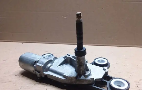 Ford Fiesta Rear window wiper motor 8A61A17K441AA