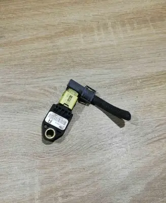 Toyota Corolla Verso AR10 Airbag deployment crash/impact sensor 891730F010