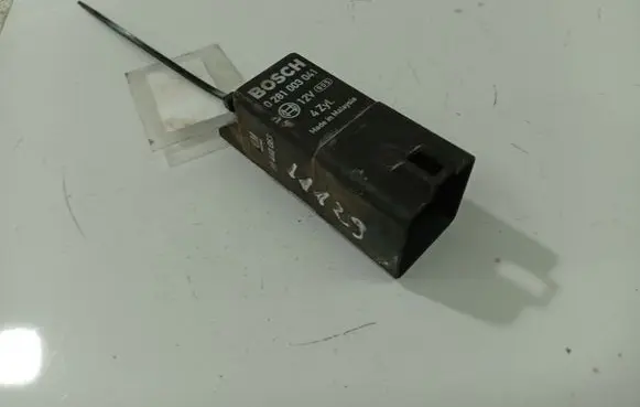 Opel Antara Glow plug pre-heat relay 0281003041