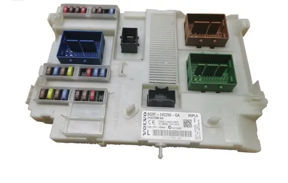 Volvo XC60 Fuse module BG9T14C256GA 31327996AA