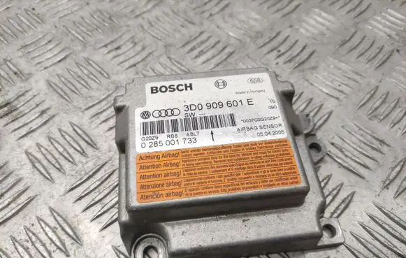 Volkswagen Phaeton Airbag control unit/module 3D0909601E
