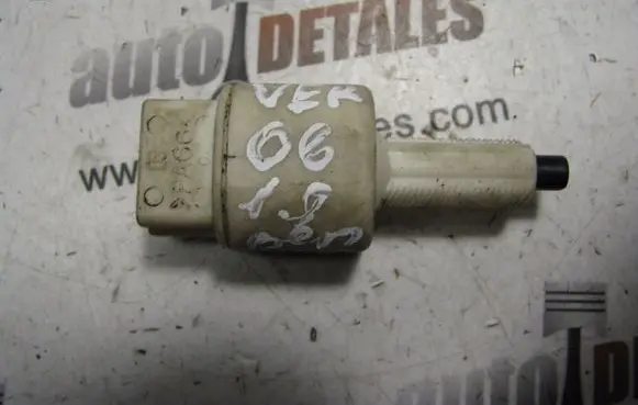 Toyota Corolla Verso AR10 Brake pedal sensor switch