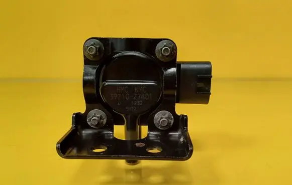KIA Carens I Air pressure sensor 3921027401