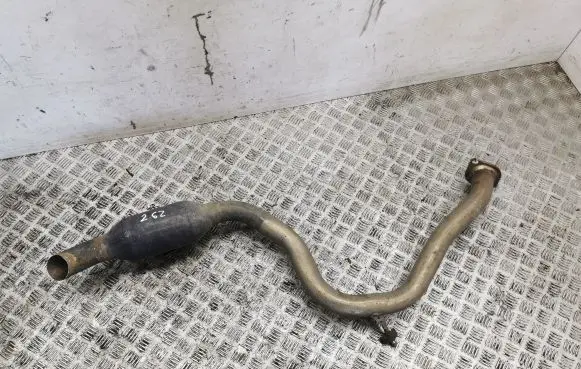 Toyota RAV 4 (XA40) Muffler/silencer 
