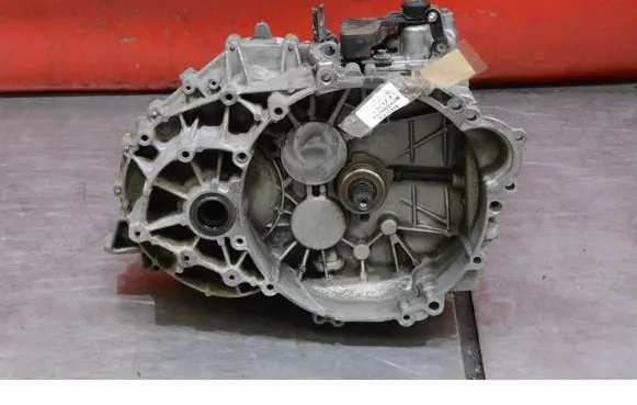 Volvo S60 Manual 6 speed gearbox 666R7002BC