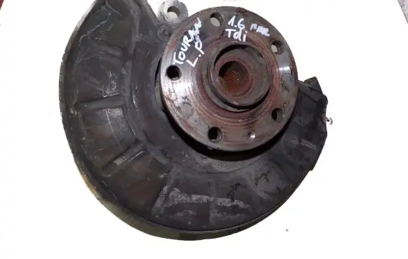Volkswagen Touran II Front wheel hub spindle knuckle