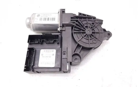 Volkswagen Touran II Front door window regulator motor 1T0959701T 5K0959793