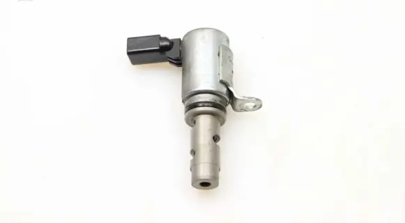 Volkswagen Tiguan Camshaft position sensor 03C906455A