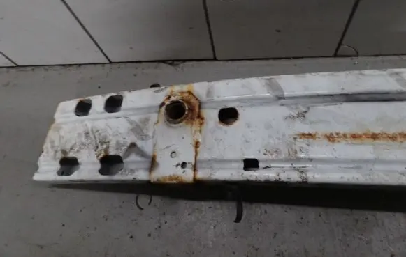 Nissan Qashqai Front bumper support beam