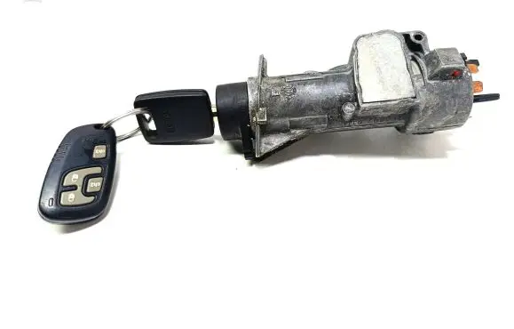 Audi A4 S4 B5 8D Ignition lock 4B0905851A