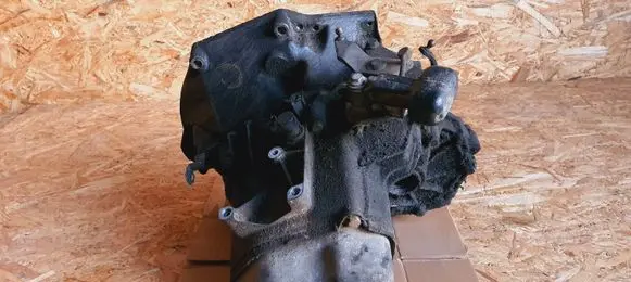 Citroen C3 Manual 5 speed gearbox 20CN33 0613429