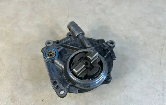 Porsche 911 991 Vacuum pump 9A111009006