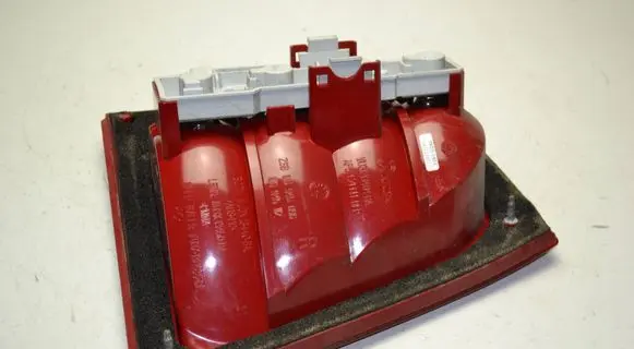Skoda Octavia Mk1 (1U) Rear/tail lights 1U6945096 MU3X13440BA 1U6945112