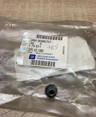 Opel Zafira A Front door trim (molding) 90580707