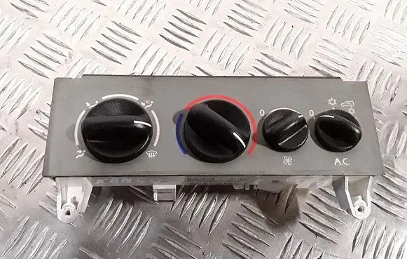 Renault Kangoo I Climate control unit e2169