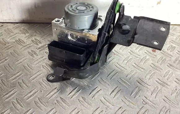 Volkswagen Tiguan ABS Pump 5Q0614517HB