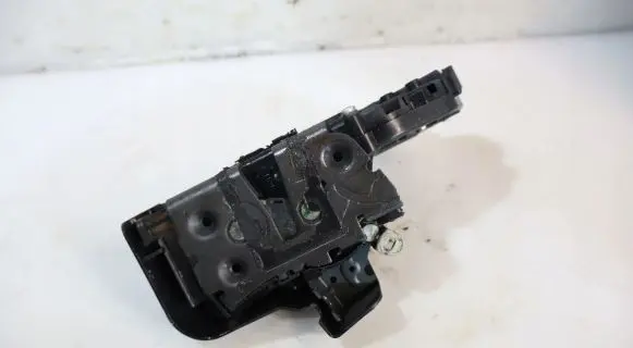 Ford C-MAX I Rear door lock