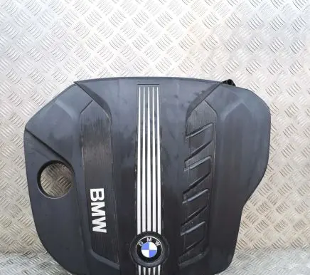BMW X3 F25 Engine cover (trim) 7811024
