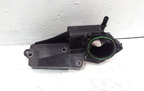 Ford C-MAX II Air intake duct part 1060231S