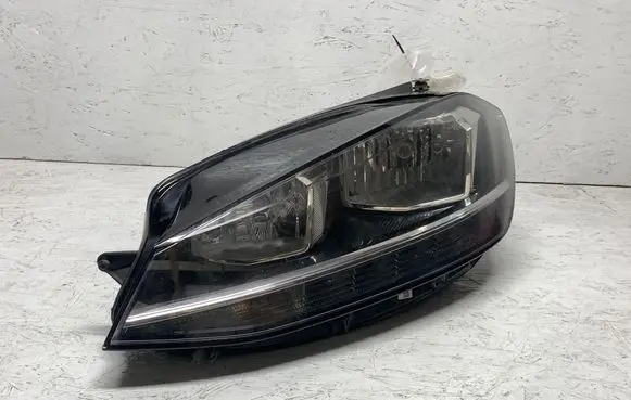 Volkswagen Golf VII Headlight/headlamp 5G1941005D 1EB01306601