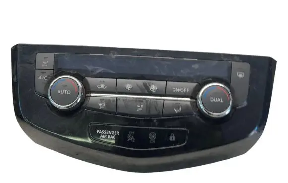 Nissan X-Trail T30 Air conditioner control unit module 275004EA0A