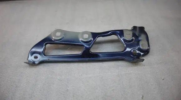 BMW X1 U11 Fender mounting bracket 9883410 9883408