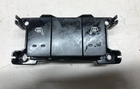 Hyundai Santa Fe Traction control (ASR) switch 70320a