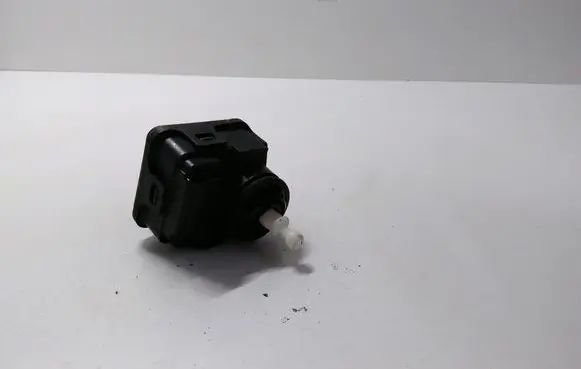 Audi A3 S3 8L Headlight level adjustment motor 8L0941295
