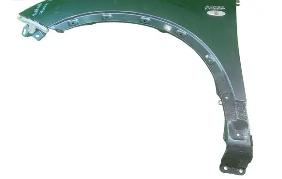 Nissan Qashqai Fender PRZOD LEWY