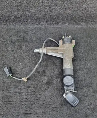 Audi A6 S6 C4 4A Ignition lock 4A0905851E
