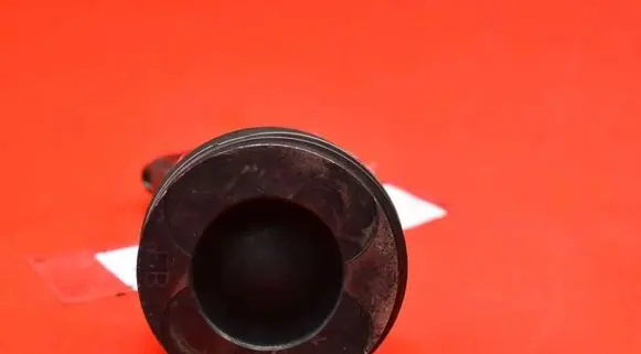 Subaru Forester SH Piston 