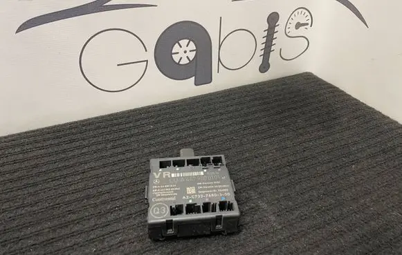 Mercedes-Benz Vito Viano W447 Door control unit/module A1668201426 A4479020800 A4479000101