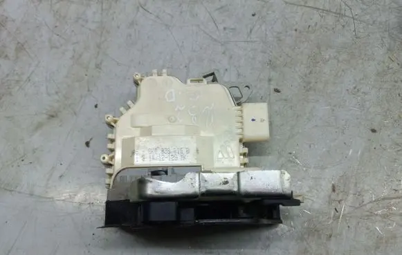 Porsche Panamera (970) Rear door lock 8K0839016D