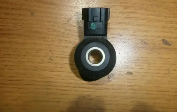 Detonation knock sensor