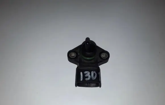 KIA Carens II Air pressure sensor 3930084400