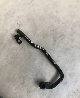 Volkswagen Tiguan Engine coolant pipe/hose 04l121065