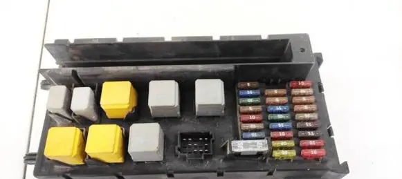 Volkswagen Crafter Fuse box set a9065450401