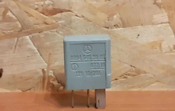Mercedes-Benz Vito Viano W639 Other relay A0045452905