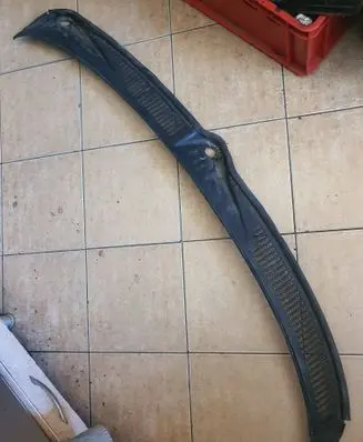 Audi A6 S6 C4 4A Wiper trim 4A1805100