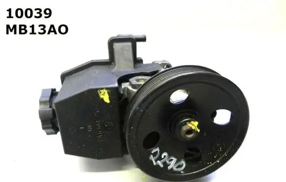 Mercedes-Benz ML W163 Power steering pump 0024667901 A0024662901