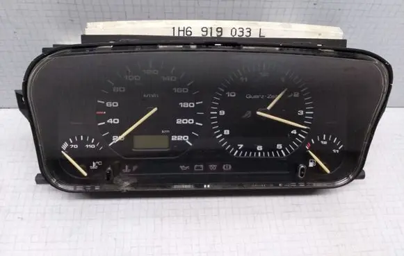 Volkswagen Golf III Speedometer (instrument cluster) 1H6919033L 87001262 88311188
