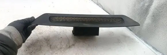 Volvo C70 Third/center stoplight 8600343 2984086 149246
