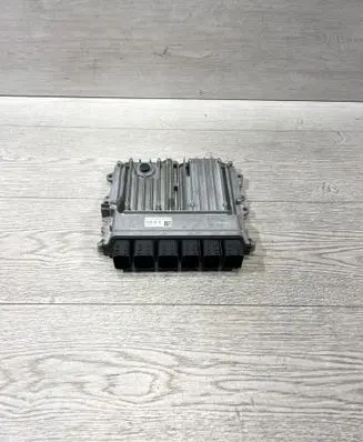 BMW 5 G30 G31 G38 Injection control unit/module 9844140 0261S10007 030261256