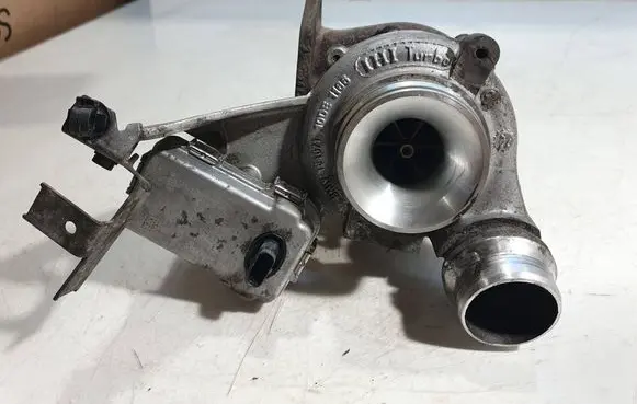 BMW 1 F20 F21 Turbo 8518204 184671
