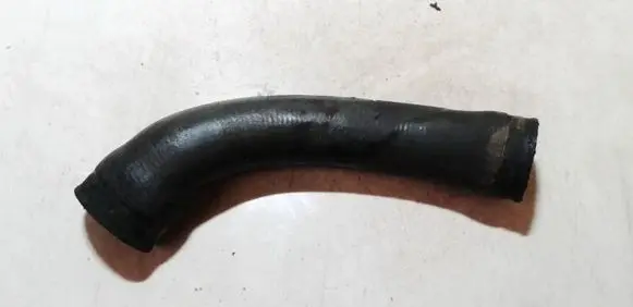 Volkswagen Polo III 6N 6N2 6NF Engine coolant pipe/hose